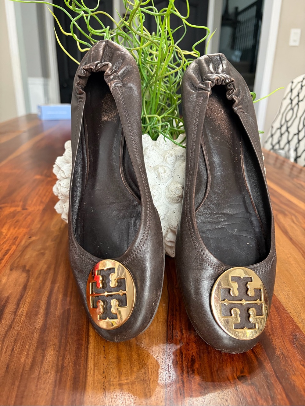 Tory Burch Dark Brown Leather Logo Ballet Flats size 11